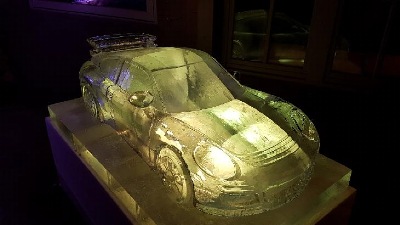 Eisskulptur Porsche